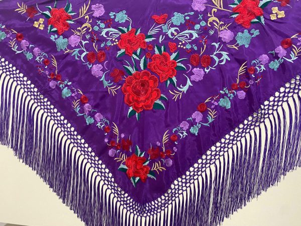 Mantoncillo de flamenca modelo Martina con rojo