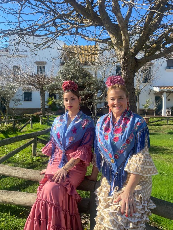 Mantoncillo  flamenca modelo Adriana - Imagen 3