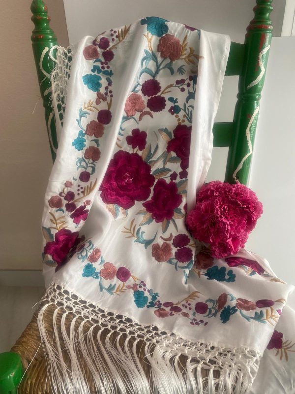 Mantoncillo de flamenca modelo Martina  blanco con fucsia - Imagen 2