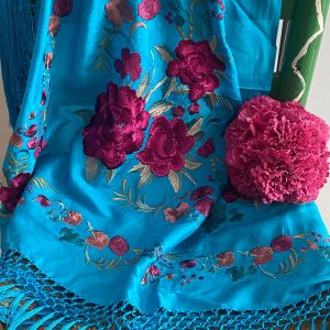 Mantoncillo de flamenca modelo Martina turquesa con fucsia