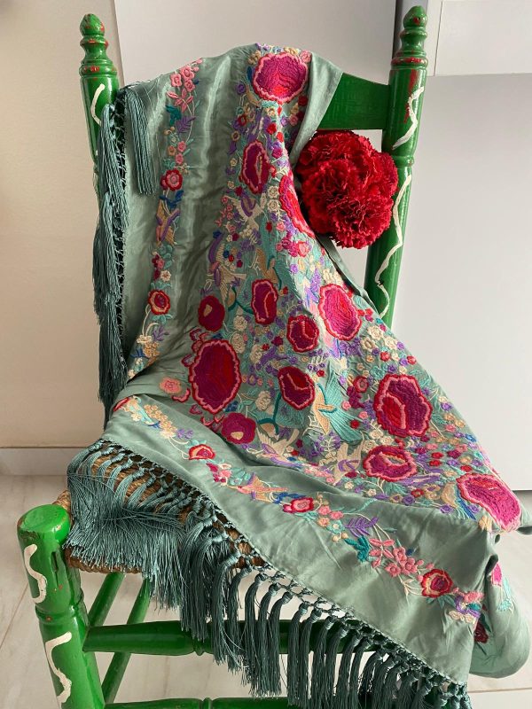 Mantoncillo de flamenca modelo Adriana verde viejo