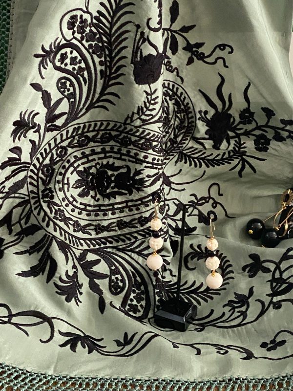 Mantoncillo de flamenca modelo Gabriela verde viejo - Imagen 3