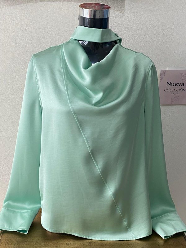 Blusa satén verde agua - Imagen 3