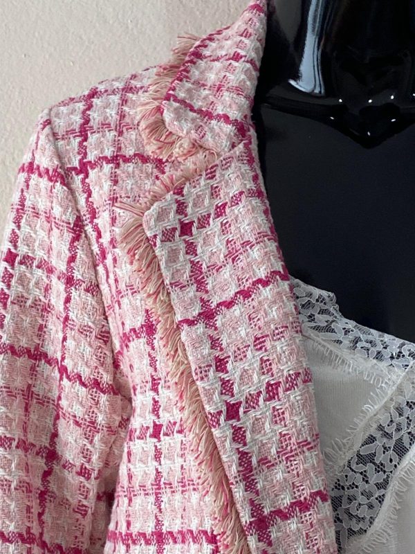 Chaqueta con solapa estilo Chanel - Imagen 3