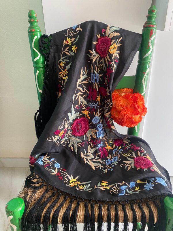 Mantoncillo modelo Vega con burdeo