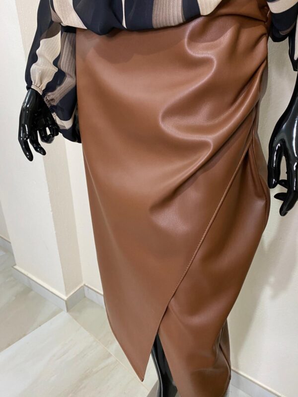 Falda polipiel - Imagen 2