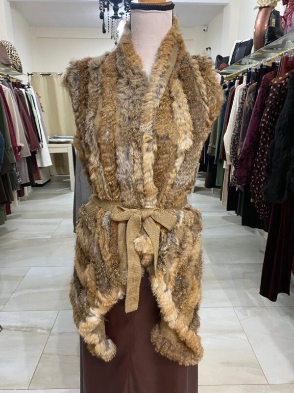 Rebeca de pelo de conejo