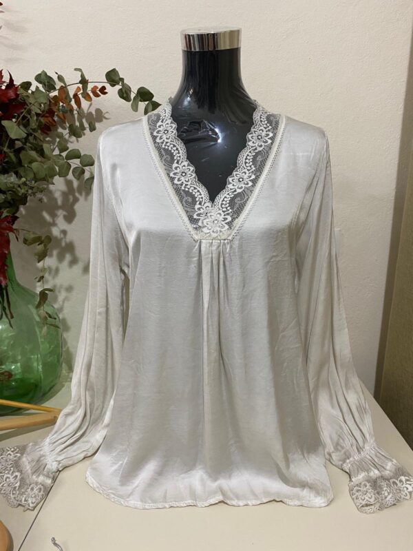 Blusa de encaje - Imagen 3