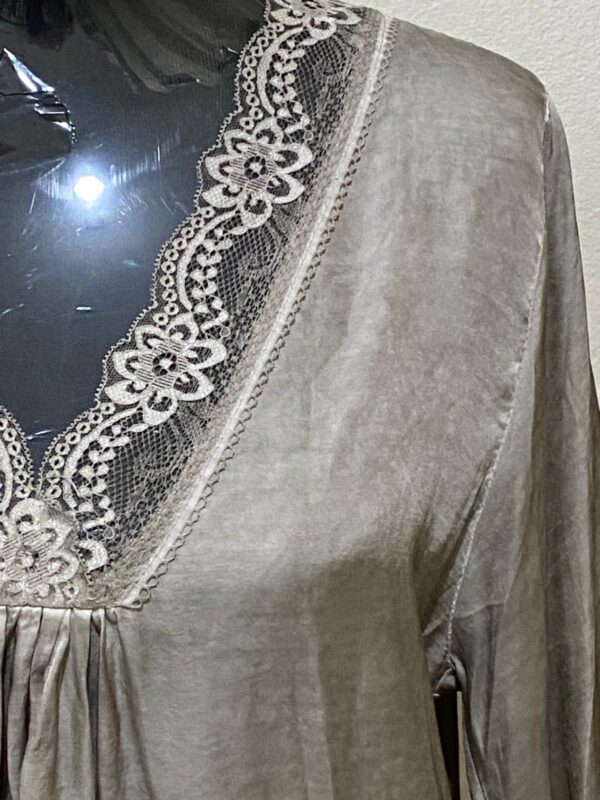 Blusa de encaje - Imagen 8