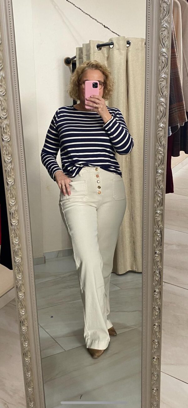 Pantalón vaquero botónes en colores - Imagen 2