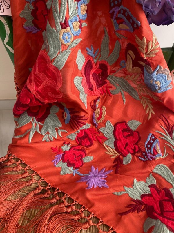 Mantoncillo de flamenca modelo Rocío - Imagen 3