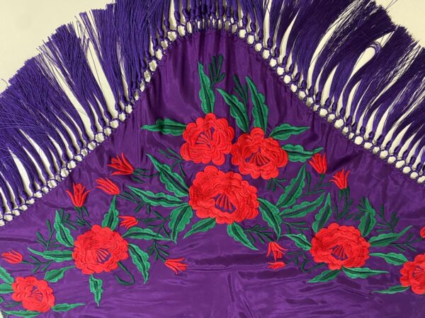 Mantoncillo  de flamenca modelo Flavia con rojo - Imagen 3