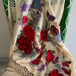 Mantoncillo de flamenca modelo Rocío con rojo