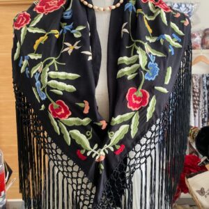 Mantoncillo de flamenca modelo Margarita