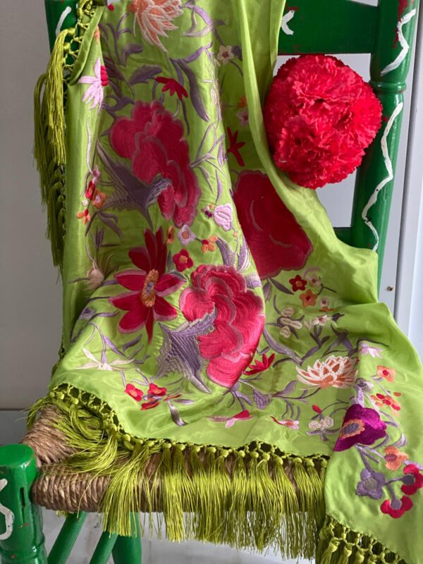 Mantoncillo de flamenca modelo Fabiola en lima