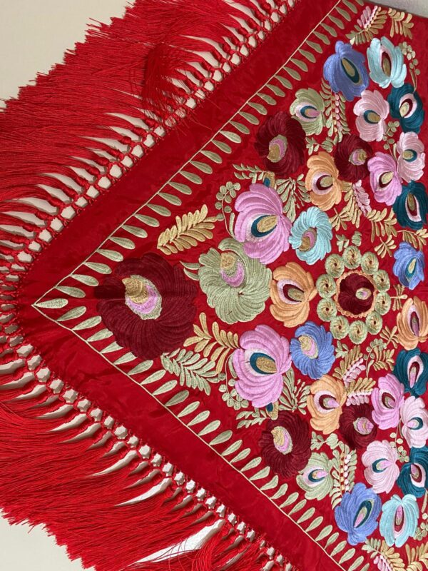 Mantoncillo de flamenca modelo Telma en rojo - Imagen 2