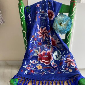 Mantoncillo de flamenca modelo Carlota Azulino