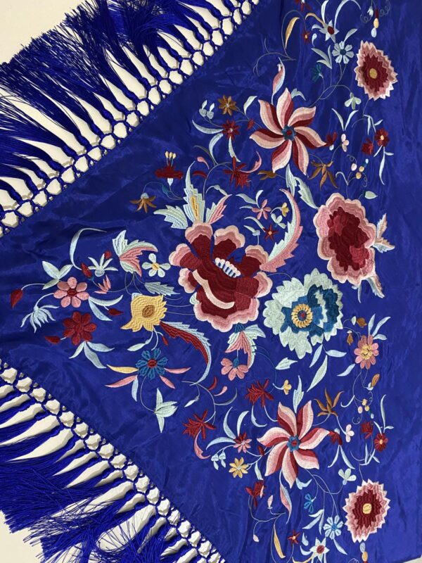 Mantoncillo de flamenca modelo Carlota Azulino - Imagen 2