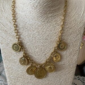 Collar monedas