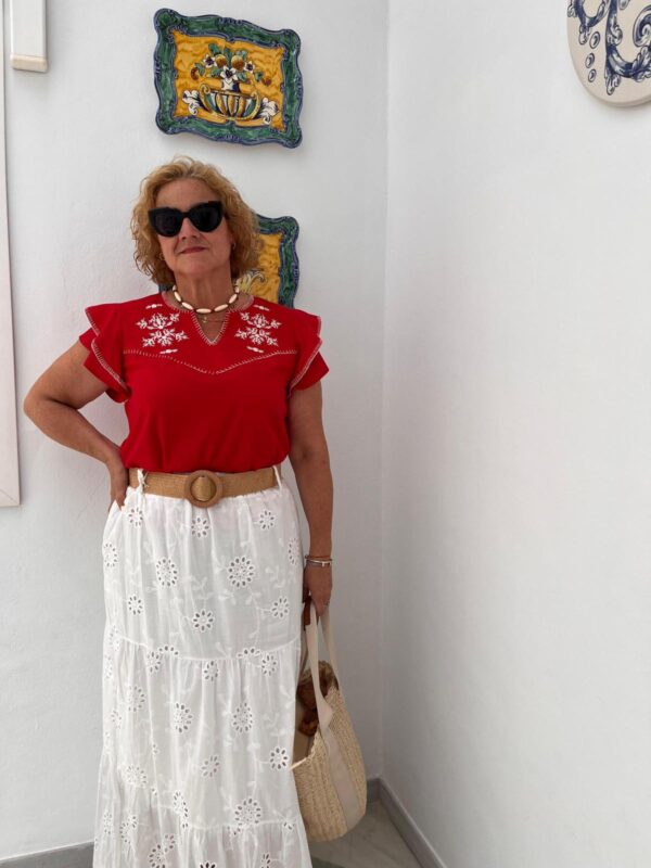 Falda perforada - Imagen 3