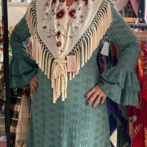 Traje de flamenca perforado