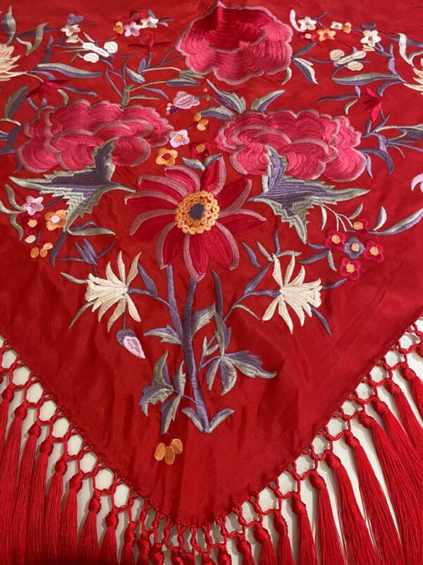 Mantoncillo de flamenca modelo Fabiola coral - Imagen 6