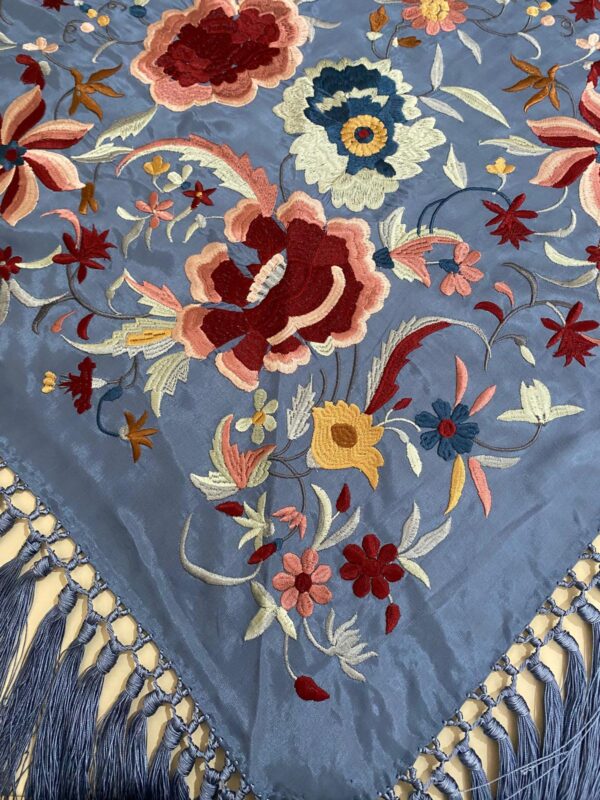 Mantoncillo de flamenca modelo Carlota ducado - Imagen 5