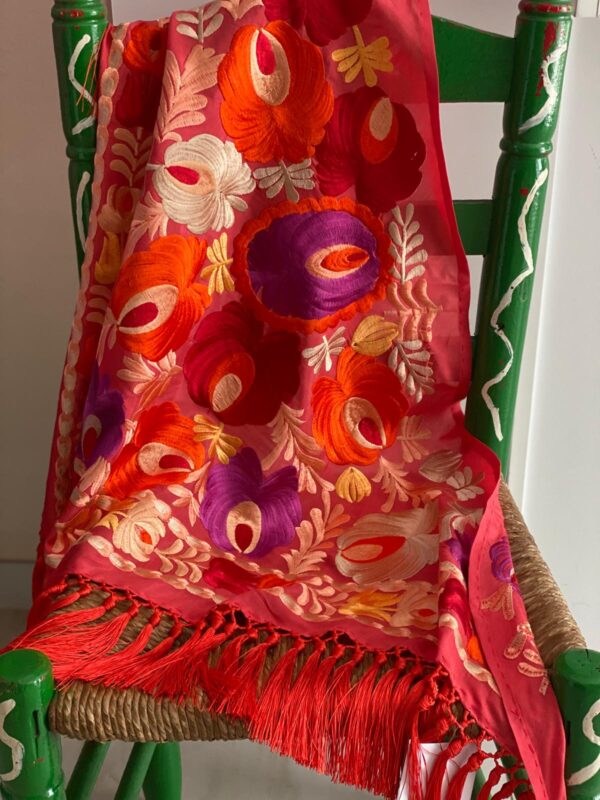 Mantoncillo de flamenca modelo Marta en pimentón