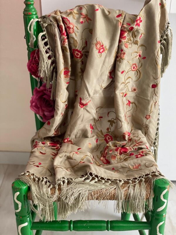 Mantoncillo de flamenca modelo Carmen - Imagen 7