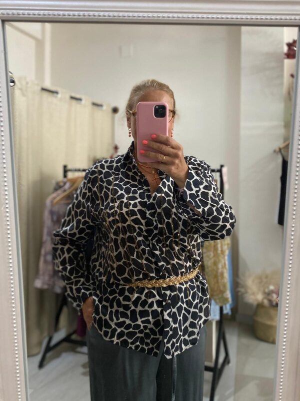 Blusa brillo negra - Imagen 4