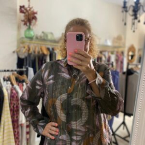 Blusa brillo en verde