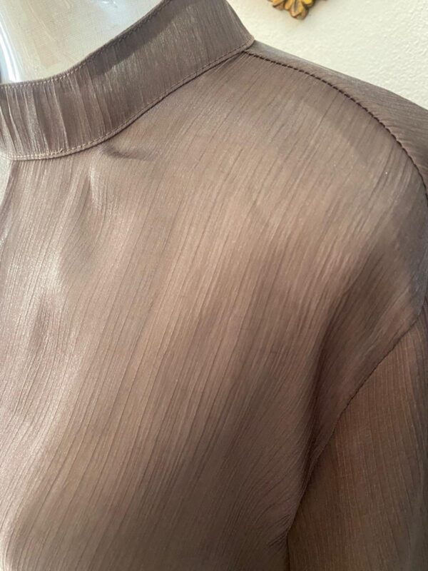 Blusa  nudo central - Imagen 4