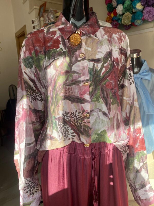 Blusa Botón en burdeos