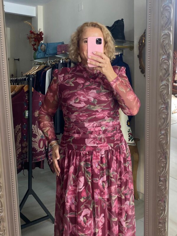 Vestido Carmesí - Imagen 3